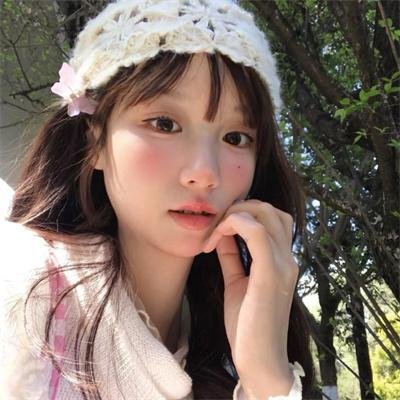 黄阿丽:小眼镜蛇